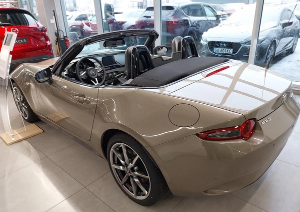 Mazda MX-5 cena 154700 przebieg: 10, rok produkcji 2023 z Gdynia małe 56